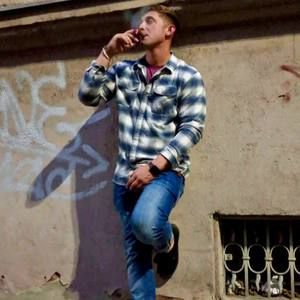 Meet your Posher, Ryan